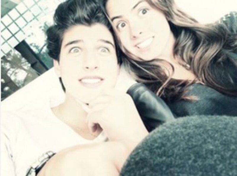 La pareja comparte en redes sociales fotos de su relación.