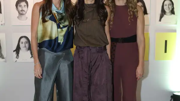 Andrea y Pamela Berrondo con Paola Armida