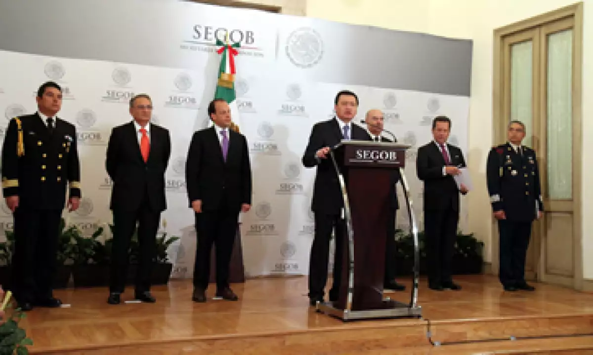 Osorio Chong dice que continúa el mal tiempo en varios estados del país. (Foto: Notimex)