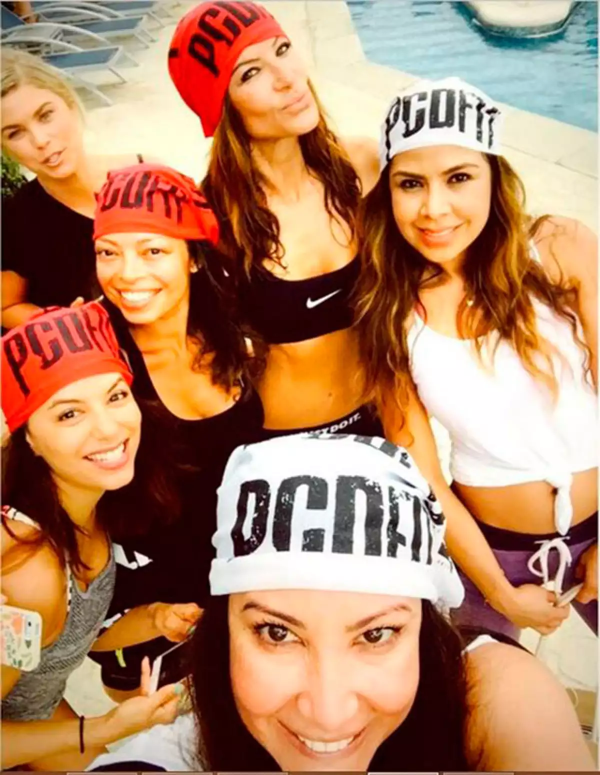 La actriz se dijo agradecida con sus amigas por su estancia en Cancún.