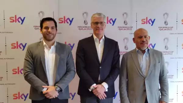 Directivos de Sky