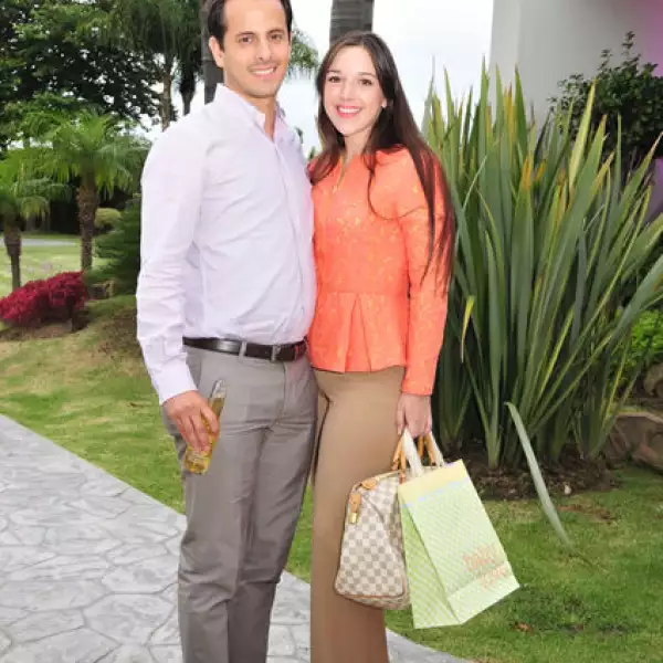Oswaldo Verges y María Camarena