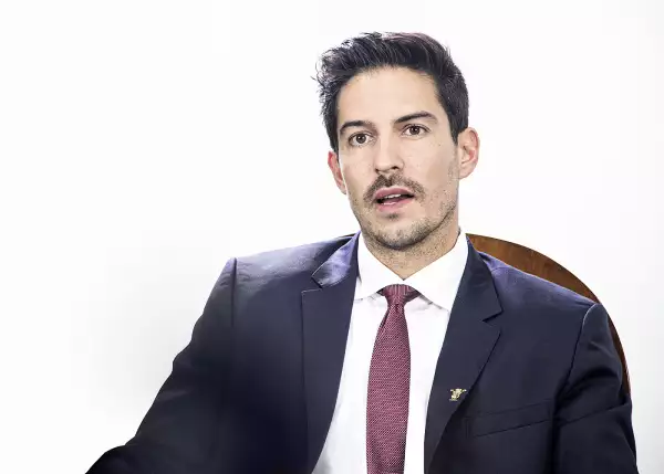 Retrato Victor Gonzalez, vicepresidente de Farmacias