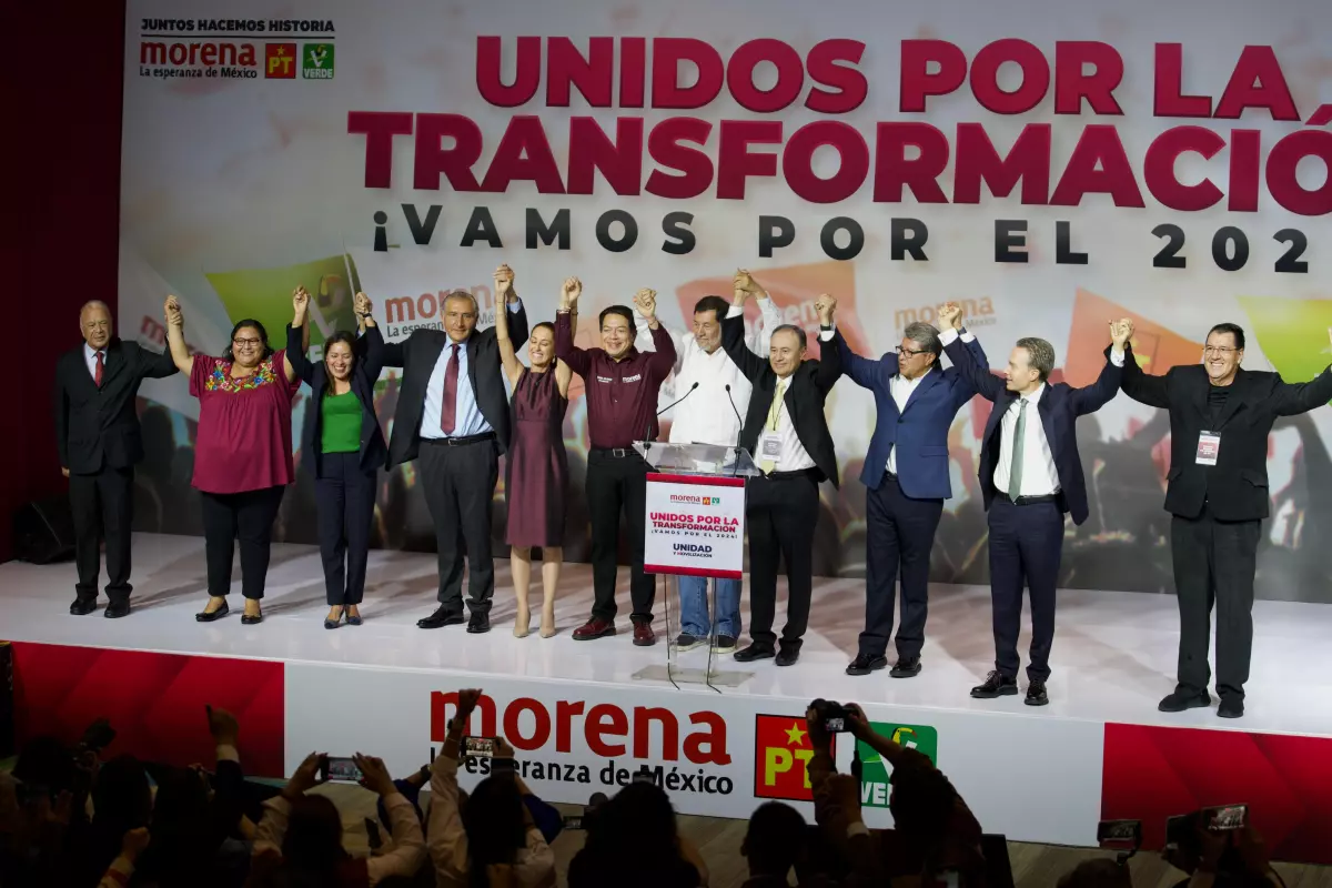 AMLO se pronuncia sobre Claudia Sheinbaum y Ebrard tras encuesta de Morena