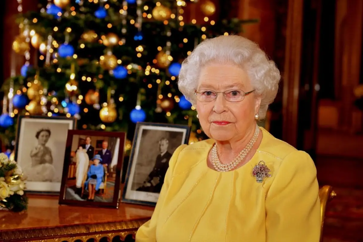 Reina Isabel II