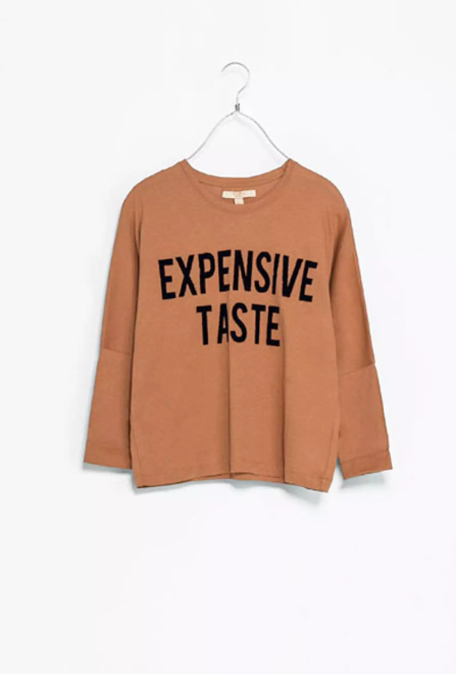 Una camisa estampada es un buen regalo. De Zara.