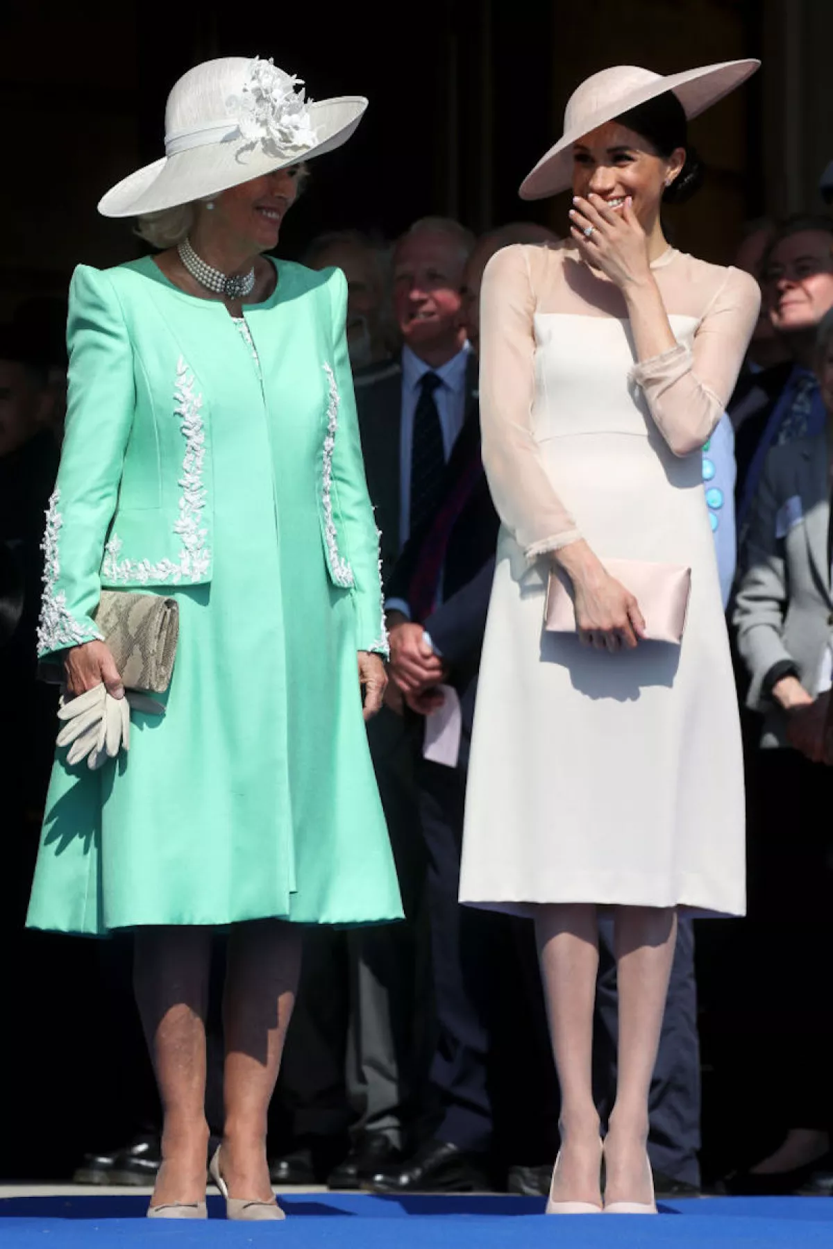 Camila y Meghan