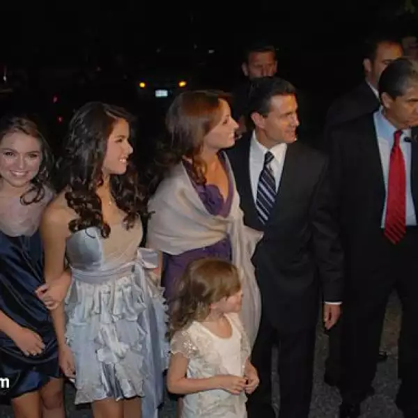 Sofía Castro,Paulina Peña,Regina Castro,Angélica Rivera y Enrique Peña Nieto