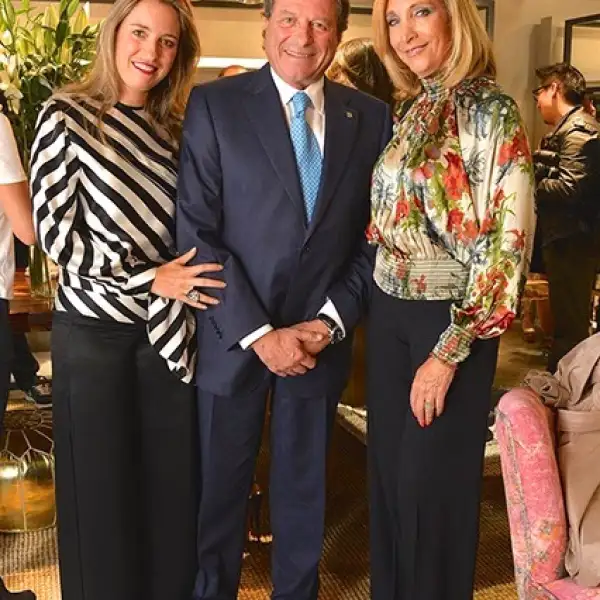 Joan, Miguel y Claris Schwarz.