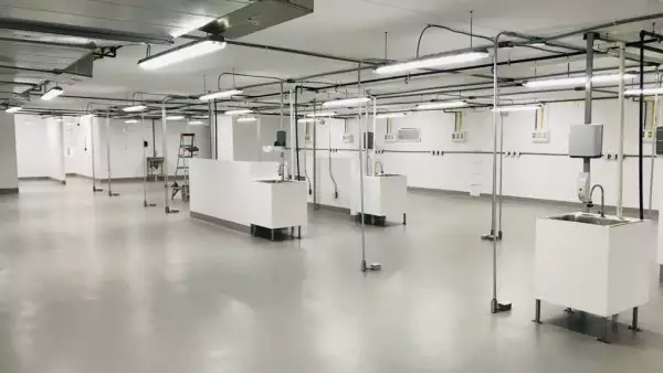 Instalaciones dentro de los hospitales temporales para atender covid 19 en México.