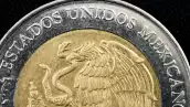 El peso mexicano se aprecia hoy a la apertura y rompe el piso de 17.30 por dólar