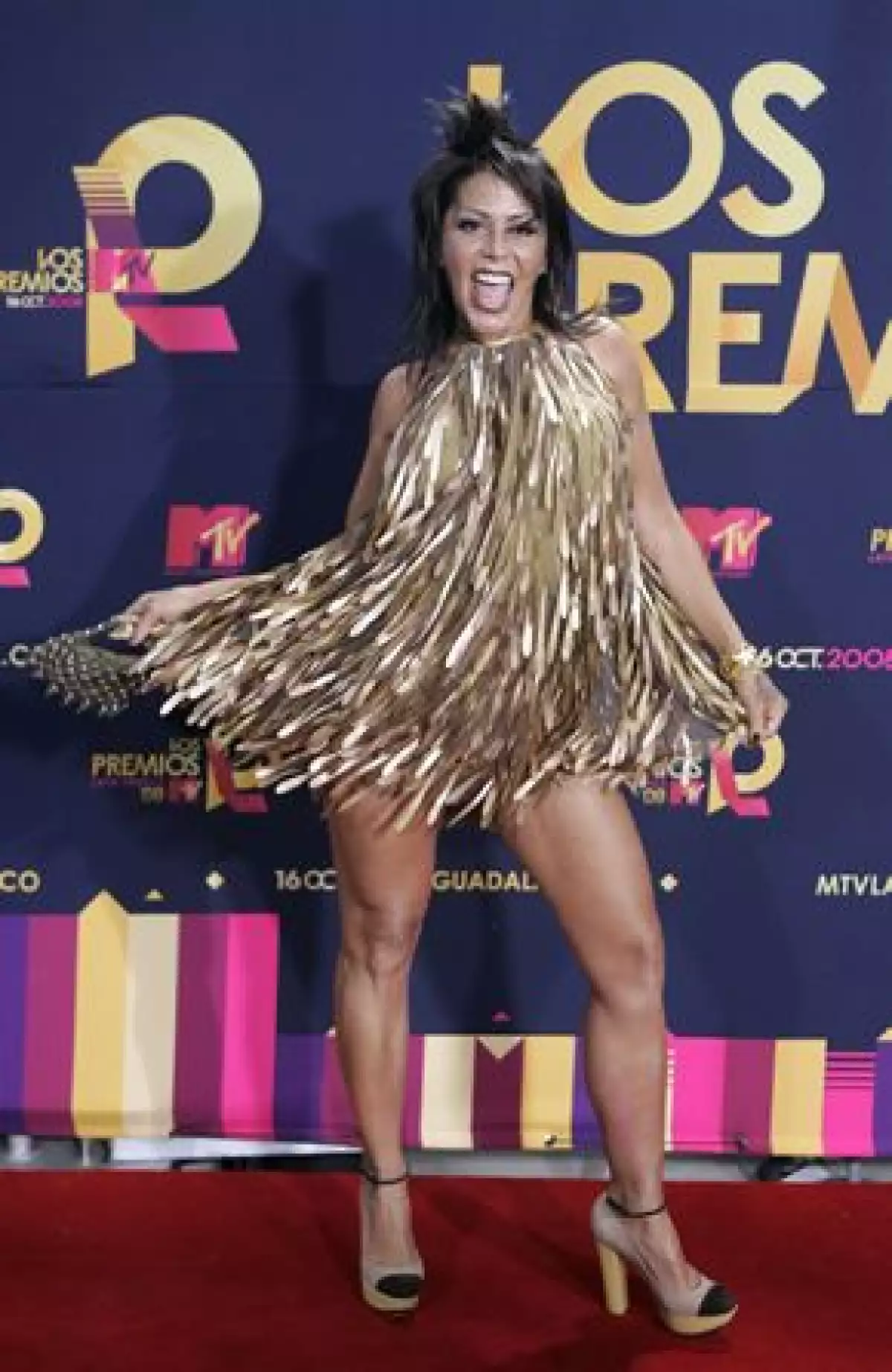 La rockera prepara un disco de duetos con sus mayotes éxitos para celebrar en grande.