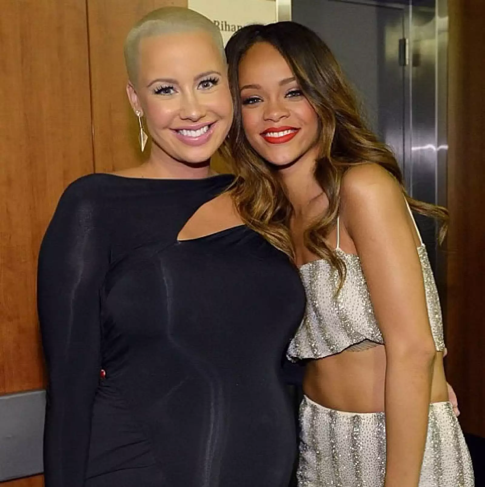Con su amiga Amber Rose, quien recientemente se convirtió en mamá.