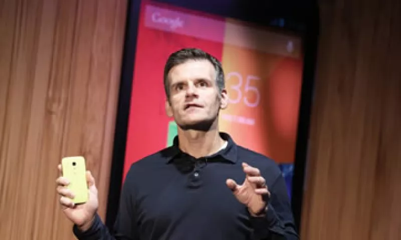 El nuevo teléfono de Motorola competirá con la línea de bajo costo de Nokia y con los equipos de Mozilla Firefox. (Foto: Reuters)