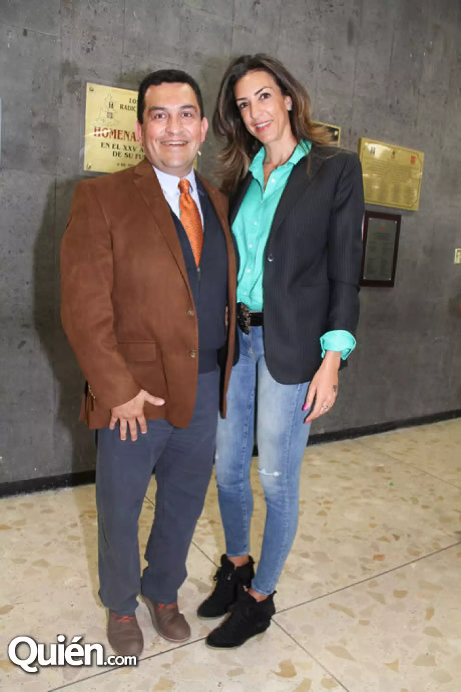 Roberto Torres,Celia Daniel