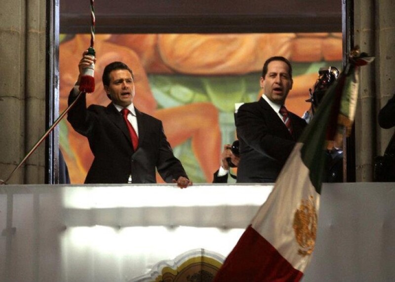 Peña Nieto y Eruviel Ávila compartieron el festejo de la conmemoración del 201 aniversario de la Independencia de México.