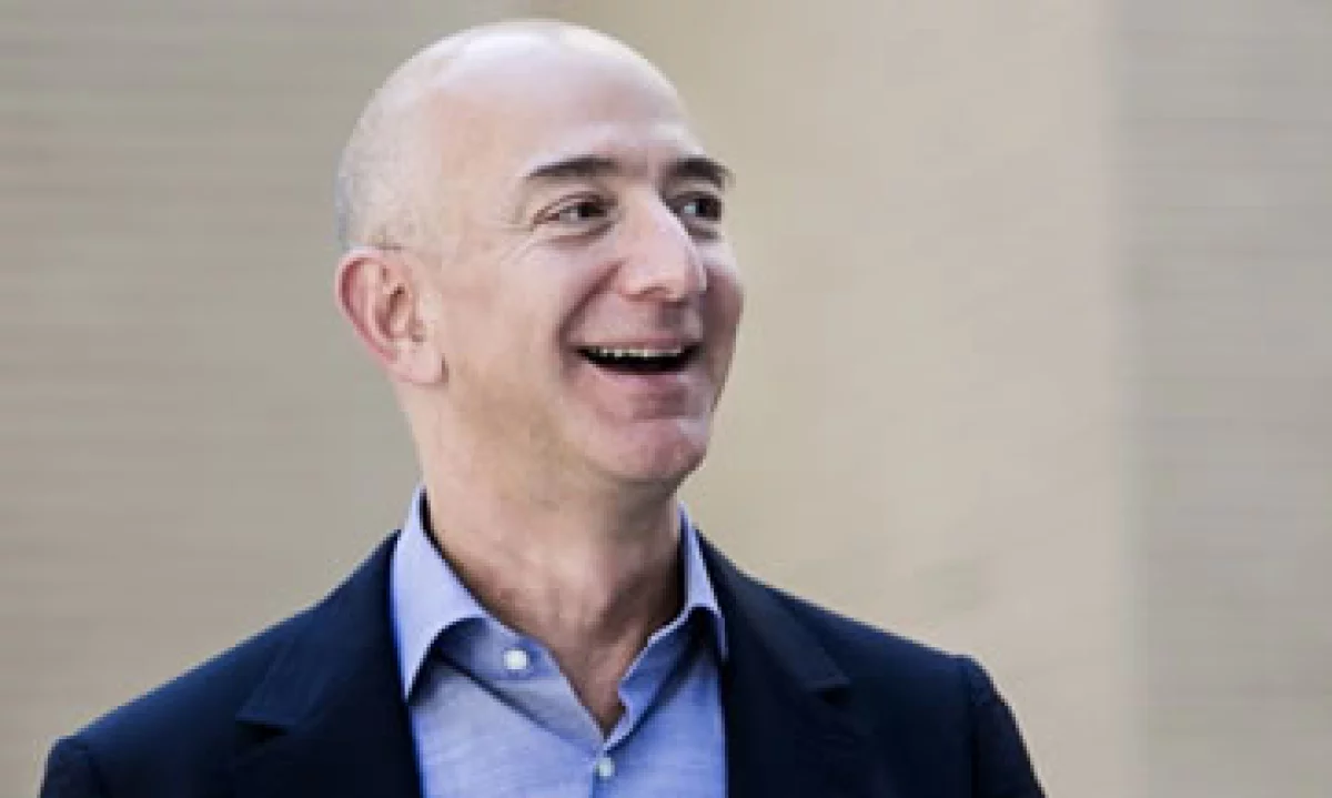 El fundador de Amazon, y ahora dueño del Washington Post, es el director ejecutivo más destacado de este año. (Foto: Getty Images)