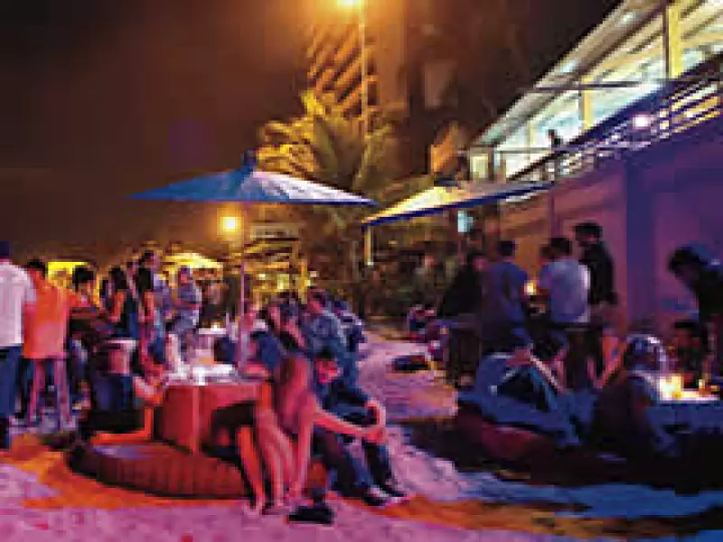 La Asociación de Discotequeros anunció el cierre de 44 establecimientos, ente ellos los más prestigiados de la ciudad. (Foto: Archivo)