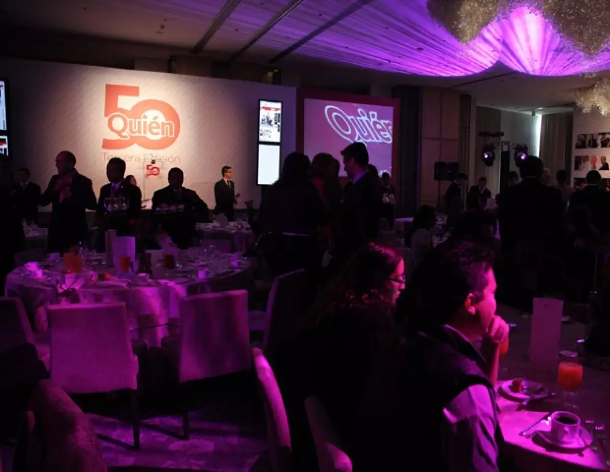 Diversas personalidades se dieron cita en la recepción para reconocer a los 50 personajes que mueven a México.