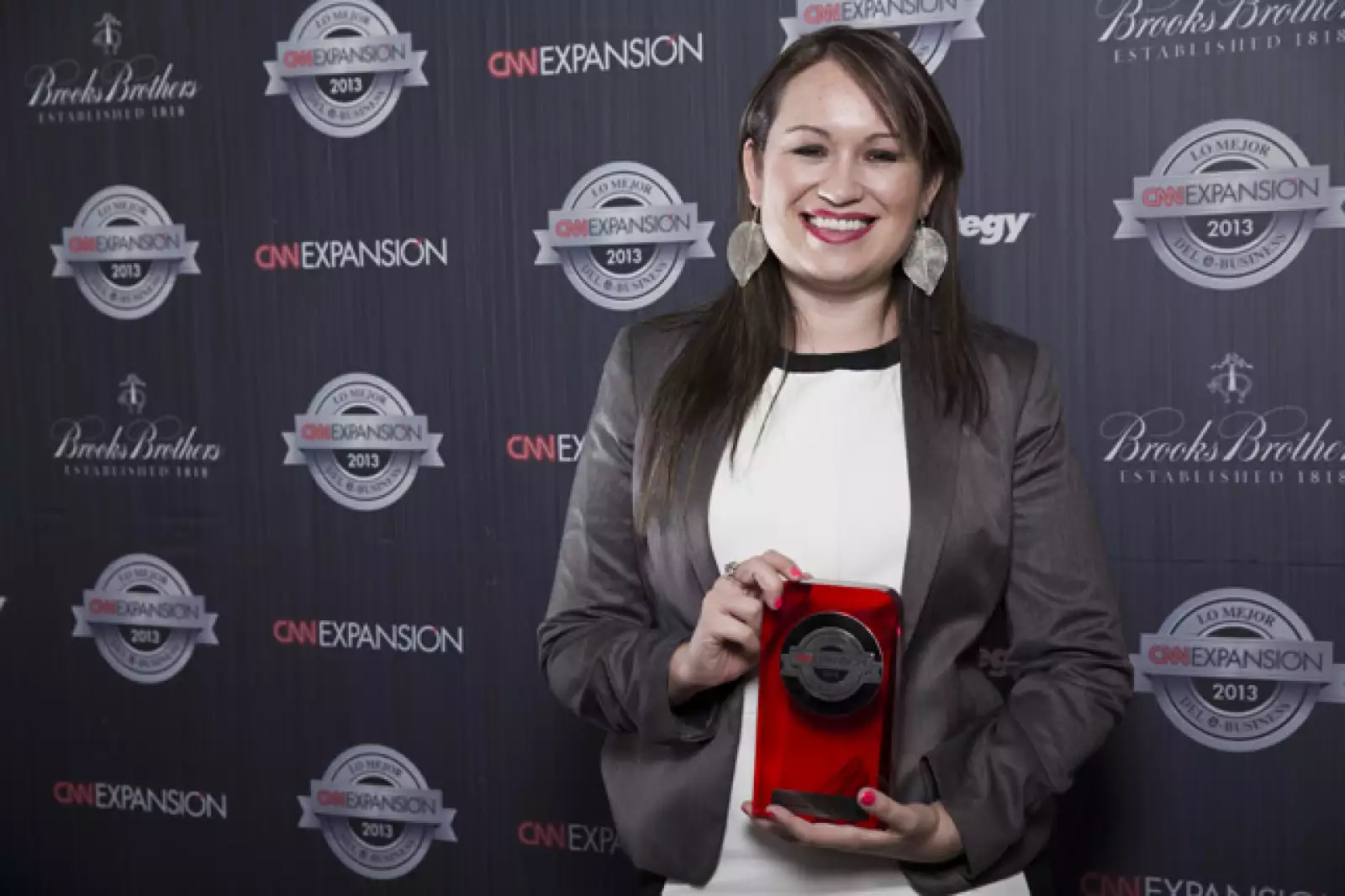 Sandra Weber, gerente senior e-Business de Experiencias Xcaret, consiguió junto con su equipo llevarse el reconocimiento como el Mejor negocio de Turismo.
