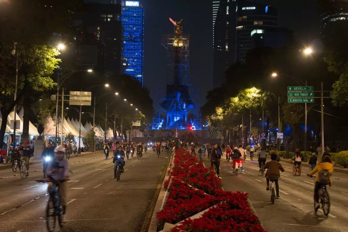 paseo-nocturno-navideno-2023