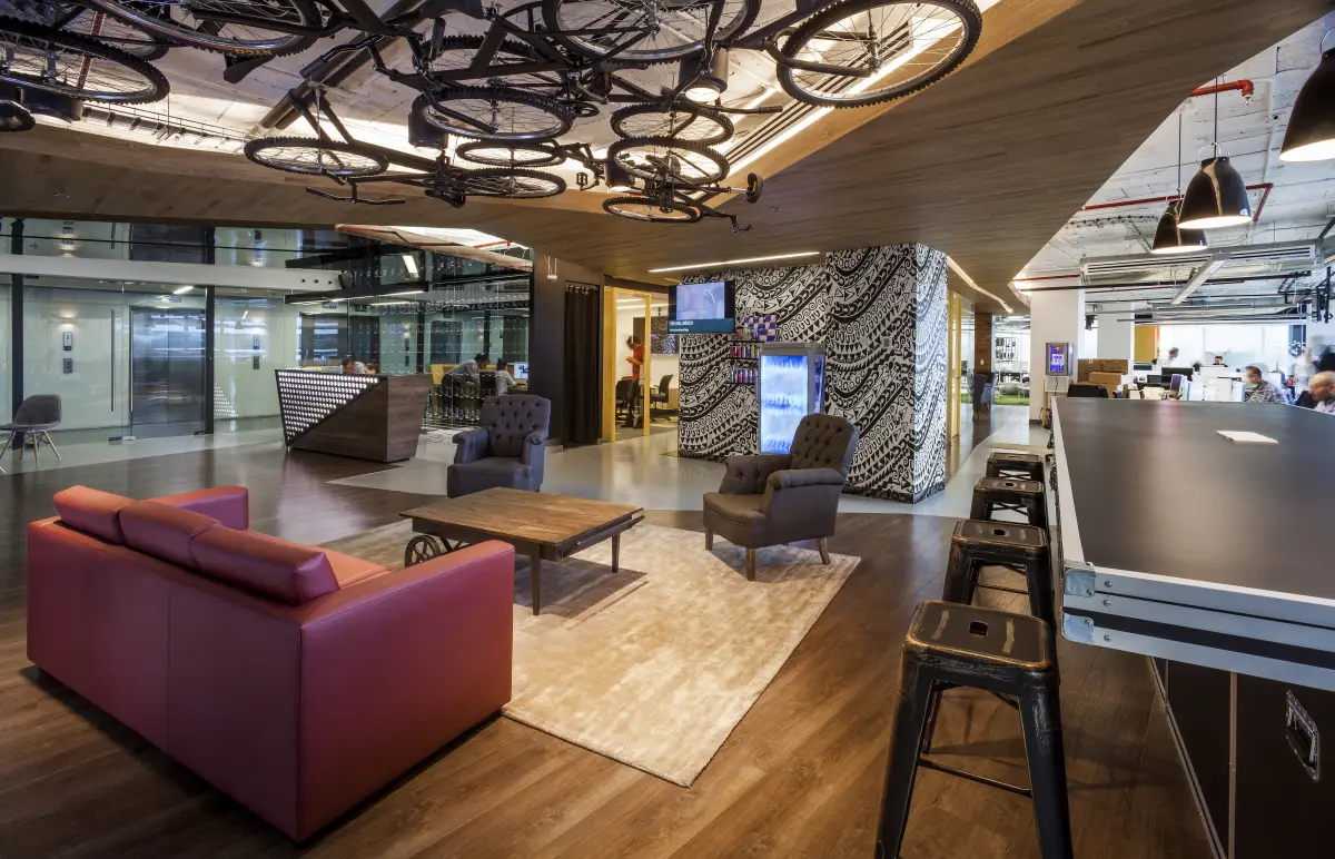 Oficinas de RedBull por spAce