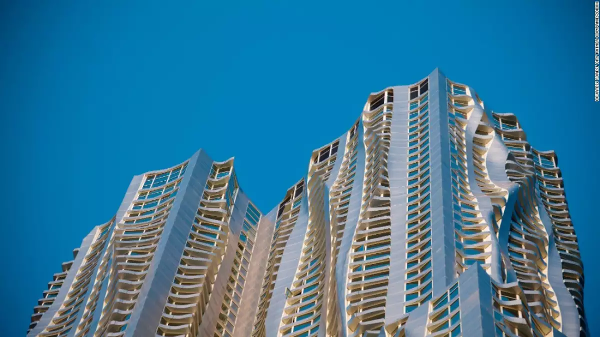 8 Spruce Street (2003-11) por Gehry Partners en Nueva York