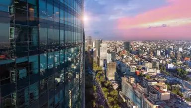 El mercado de oficinas en México se fragmenta: así está el panorama corporativo en CDMX, Monterrey y Guadalajara