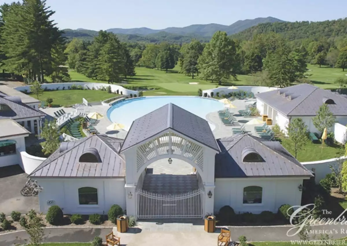 Este es el lugar al que Tom Cruise llevÃ³ a su pequeÃ±a hija a disfrutar del campo y espectaculares paisajes. Se hospedaron en una acogedora cabaÃ±a de Greenbrier.