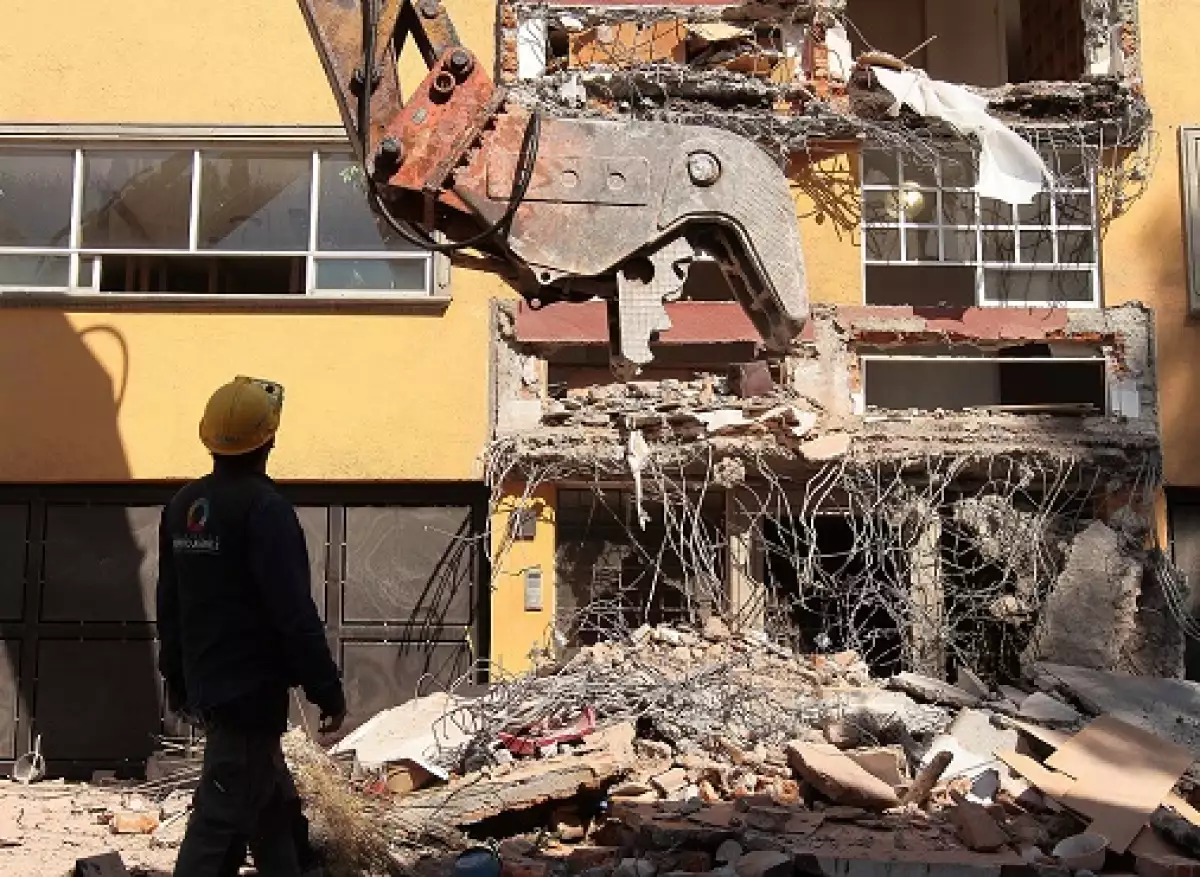 casa dañada por sismo
