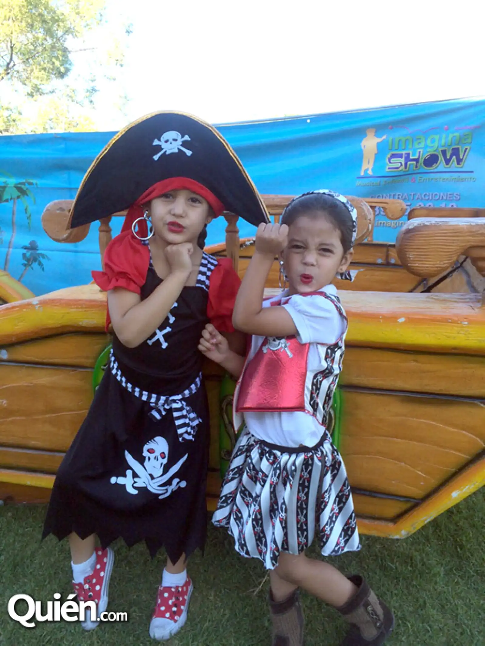 Paula y Julia Anaya Olivares