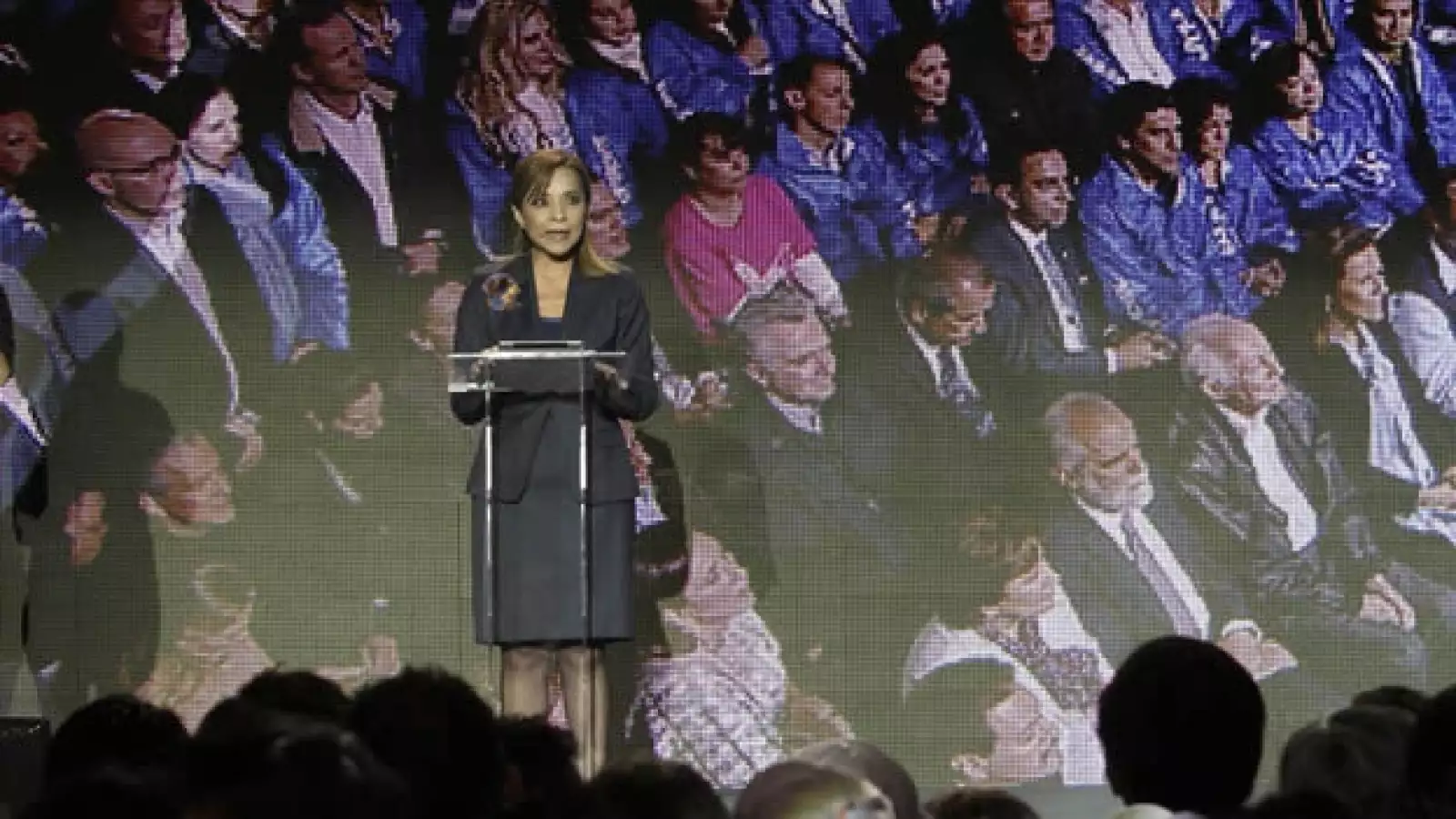 Josefina Vazquez Mota da discurso en su casa de campaña en el Distrito Federal