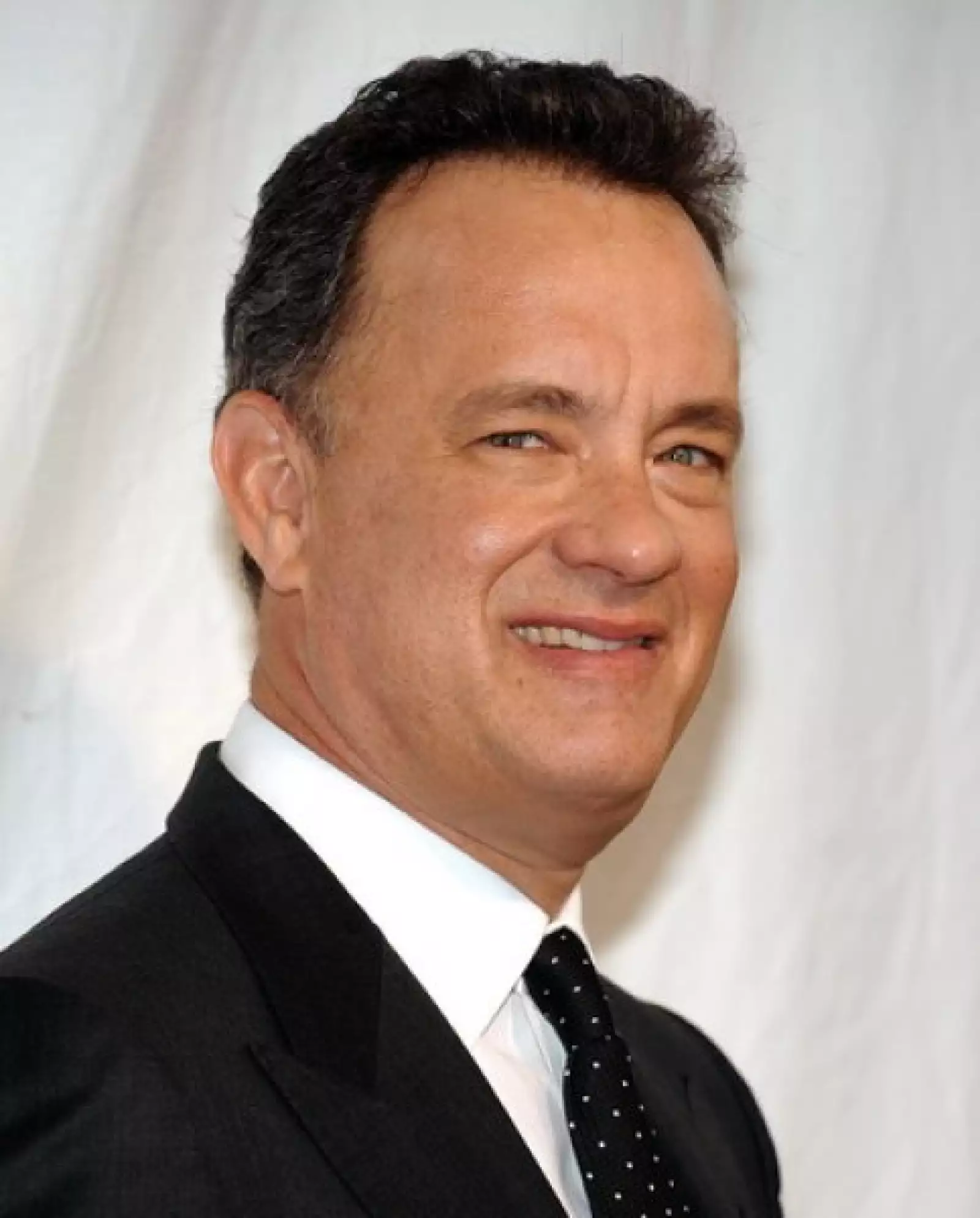 Tom es el primer actor en más de cincuenta añs en ganar dos Oscar de manera consecutiva: primero por su papel en Philadelphia (1994) y luego por Forrest Gump (1995).