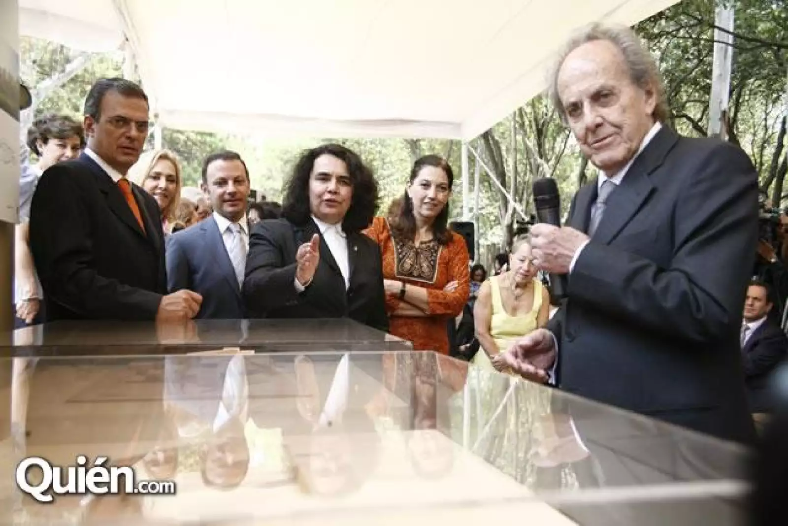 Marcelo Ebrard,David Cohen,Consuelo Sáizar,Teresa Vicencio,Teodoro González de León