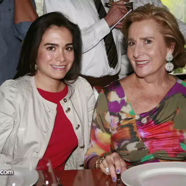 Anna Irene Nava,Rosa Maria Alberde