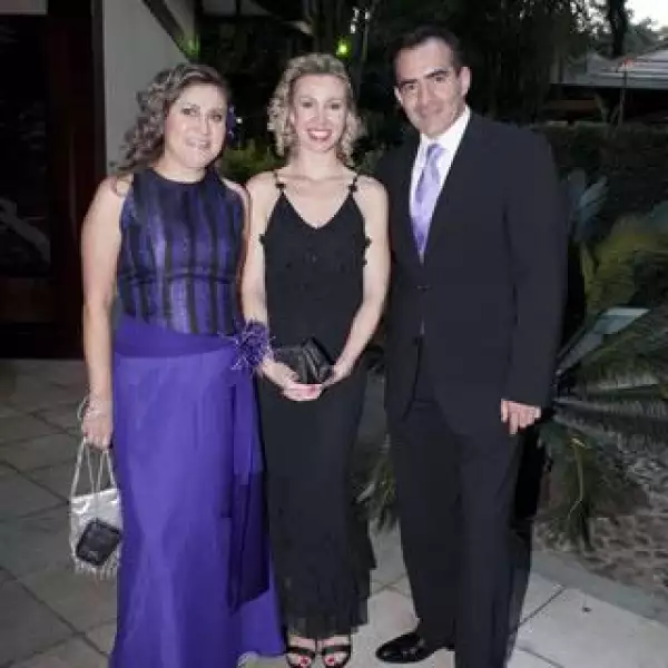 Marcela Molina,Óscar Aragón,Isis Espejo