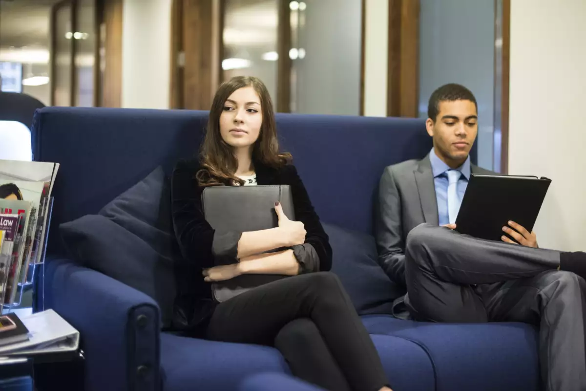 La nueva normalidad es que los millennials cambien de empleo cuatro veces en su primera década tras dejar la universidad.
