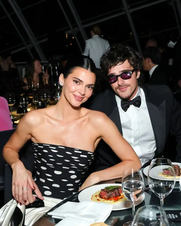 kendall-jacob-for-6th-museum-academy-gala.jpg