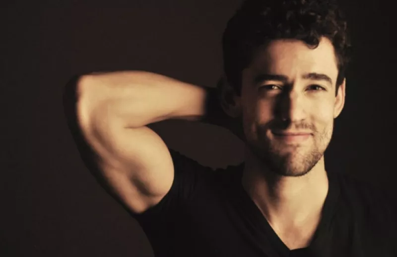 Ahora que el actor terminó de hacer teatro se dedicará a la conducción en la nueva temporada de `¿Quién dijo yo?´ de Canal 11 que se estrena este viernes 17 de agosto.