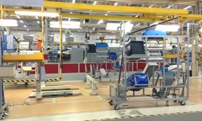 linea de ensamble nissan