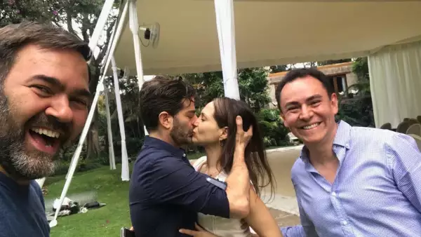 Bianca Marroquín y Joseph Schottlan