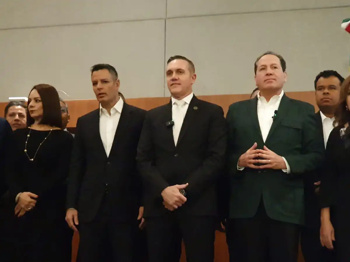 priistas-con-sheinbaum.jpg