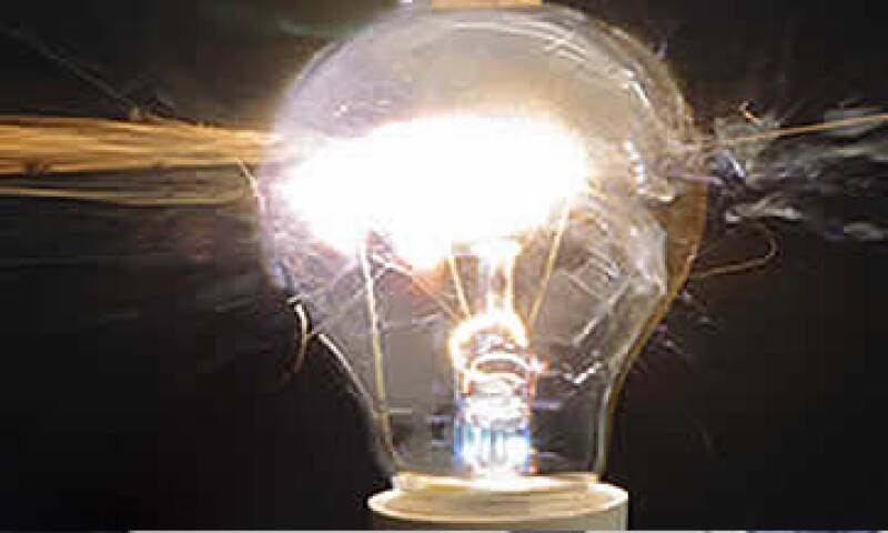 La SHCP unificará las tarifas eléctricas para uso doméstico a fin que reflejen con más fidelidad el consumo de los usuarios. (Foto: Notimex)
