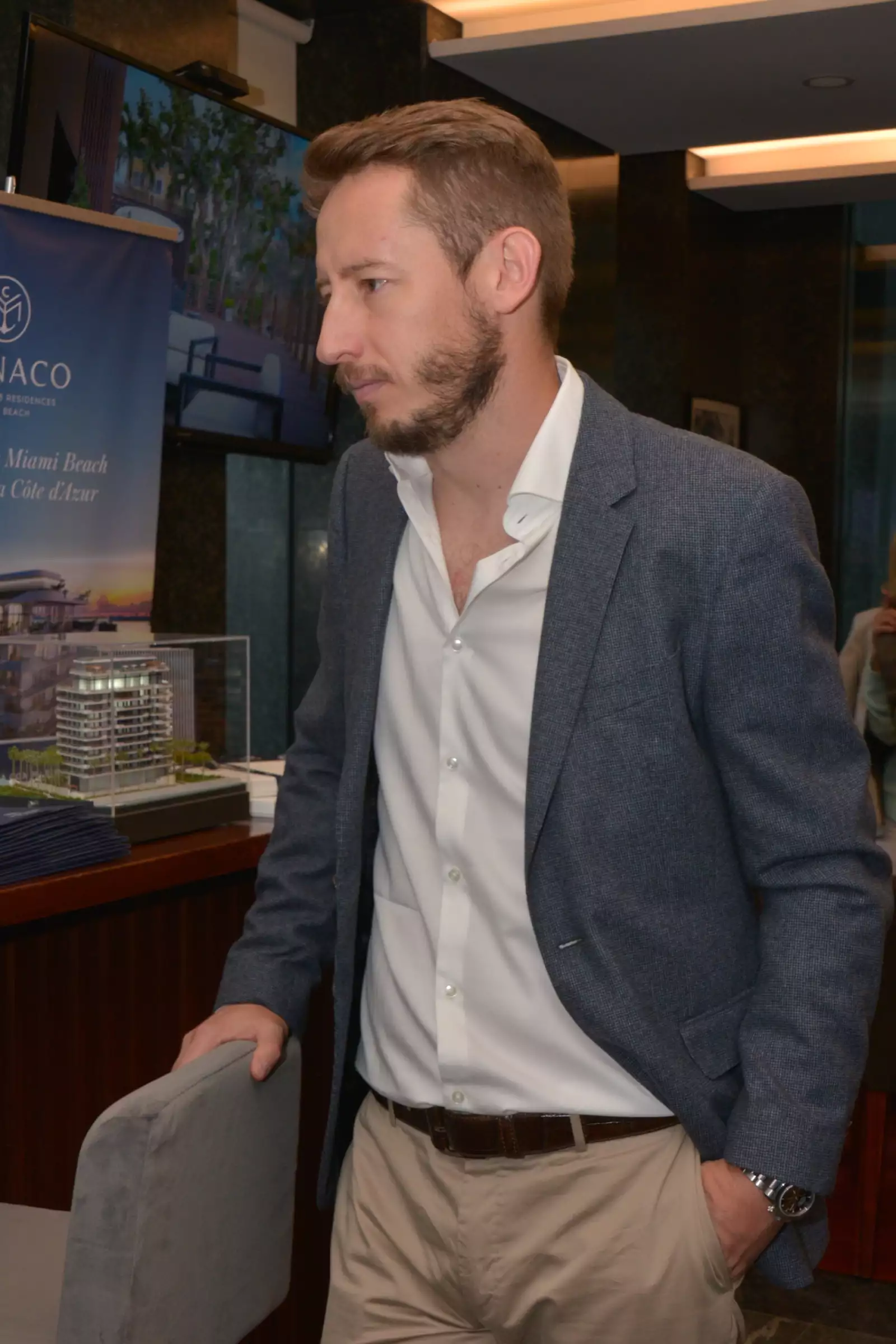 Compañia Saddy Abaunza