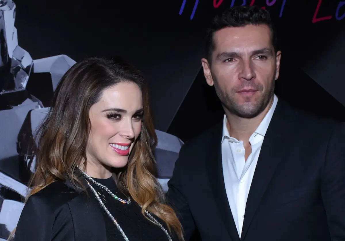 Jacky Bracamontes y Martín Fuentes (Getty Images)