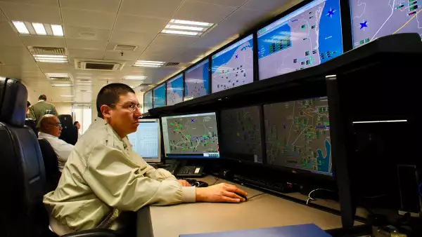 Así opera la red invisible del huachicol fiscal, la ruta de contrabando que esquiva impuestos