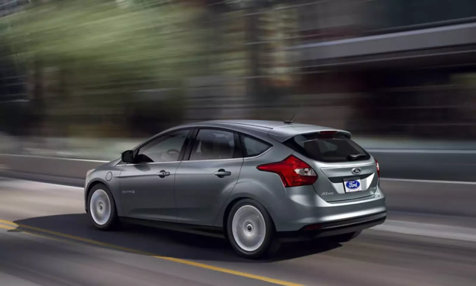 “Es la culminación de años de investigación y desarrollo: el inicio de una nueva y emocionante era de Ford y de nuestros clientes”, dijo Derrick Kuzak, vicepresidente Ford para desarrollo de productos globales.