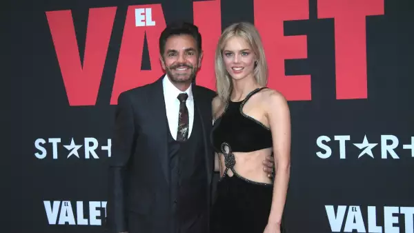 Eugenio Derbez y Samara Weaving