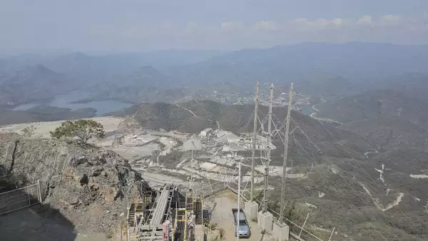 Encuentran sin vida a tres de los mineros desaparecidos en Sinaloa; Vizsla Silver manda mensaje 