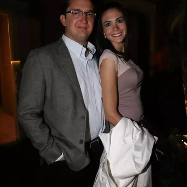 Gabriel Maza,Natalia Aceves